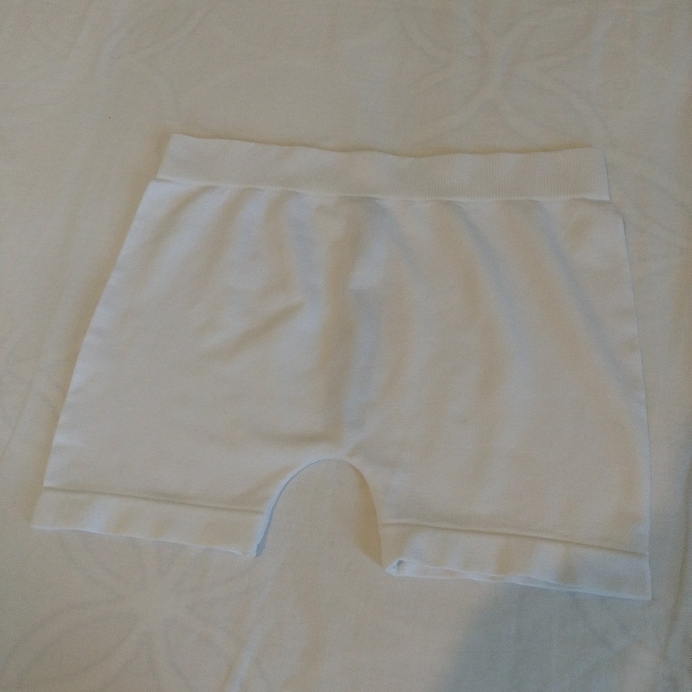 New Mix white nylon/spandex shorts
